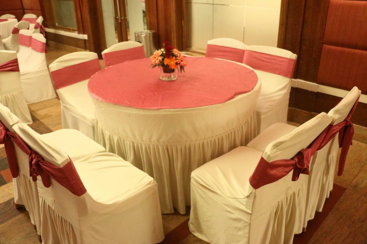Hotel Western Court Chandigarh Exterior photo