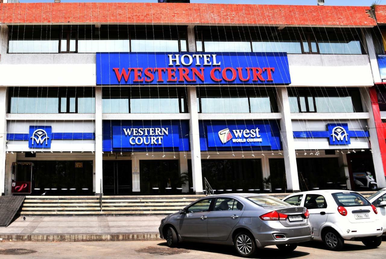 Hotel Western Court Chandigarh Exterior photo
