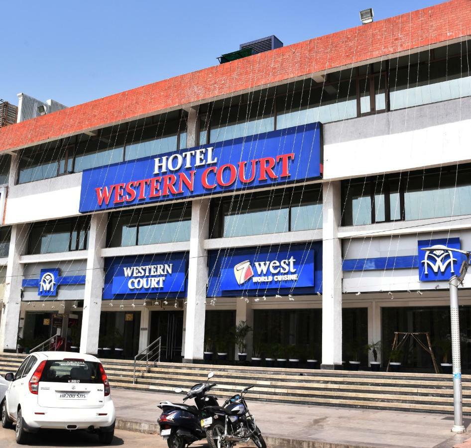 Hotel Western Court Chandigarh Exterior photo